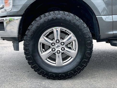 Used 2018 Ford F150 XLT w/ Equipment Group 301A Mid AWD/4WD image 32