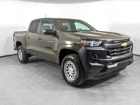 Used 2024 Chevrolet Colorado W/T image 8