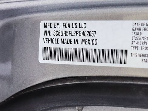 Used 2024 RAM 2500 Laramie w/ Safety Group AWD/4WD image 30