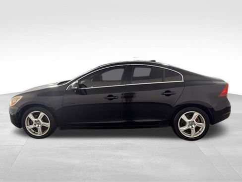 Used 2013 Volvo S60 T5 FWD image 4