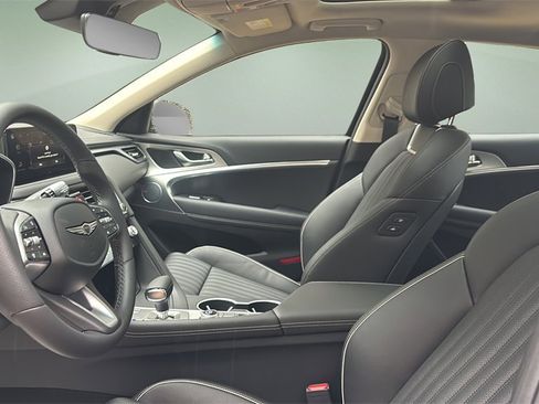 New 2026 Genesis G70 2.5T Prestige image 13