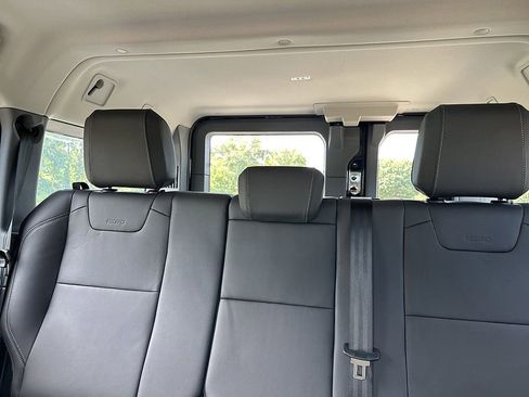 New 2025 INEOS Grenadier image 11