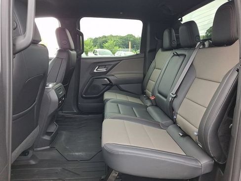 Used 2026 Chevrolet Silverado EV Trail Boss AWD/4WD image 20