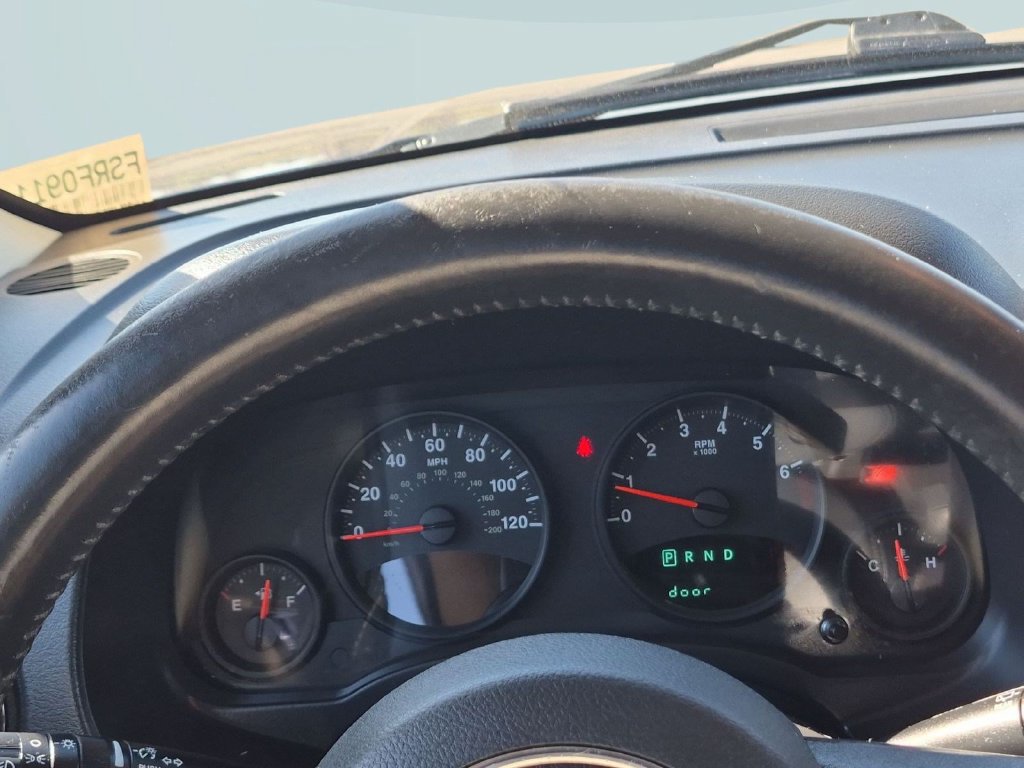 Used 2012 Jeep Patriot Latitude w/ Sun/Sound Group AWD/4WD image 15