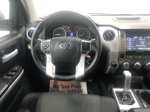Used 2017 Toyota Tundra SR5 AWD/4WD image 15