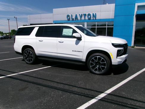 New 2026 Chevrolet Suburban RST w/ Comfort Package AWD/4WD image 1