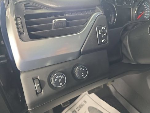 Used 2020 Chevrolet Tahoe Premier AWD/4WD image 14