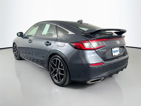 Used 2023 Honda Civic Sport Touring image 4