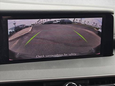 Used 2025 Nissan Murano SV FWD image 13