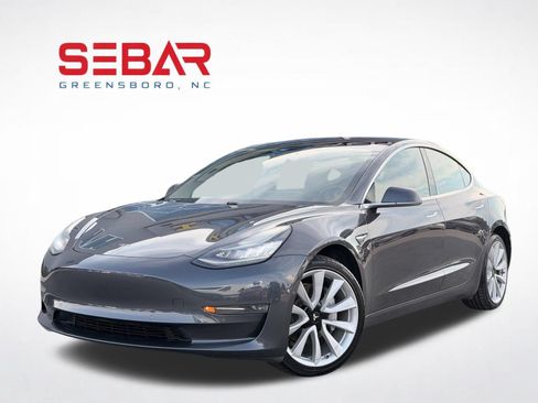 Used 2018 Tesla Model 3 Mid Range RWD image 1