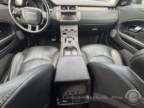 Used 2019 Land Rover Range Rover Evoque SE image 16
