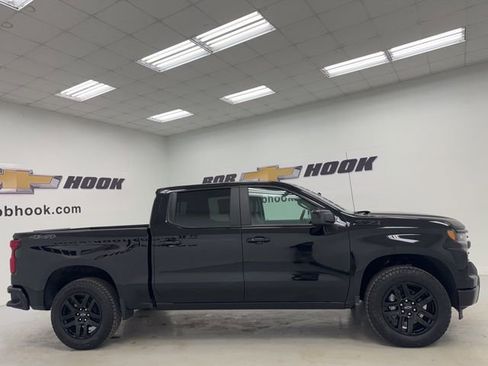New 2026 Chevrolet Silverado 1500 RST w/ Dark Appearance Package image 4