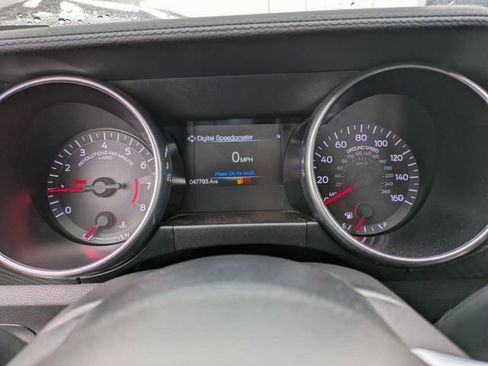 Used 2019 Ford Mustang Coupe image 12