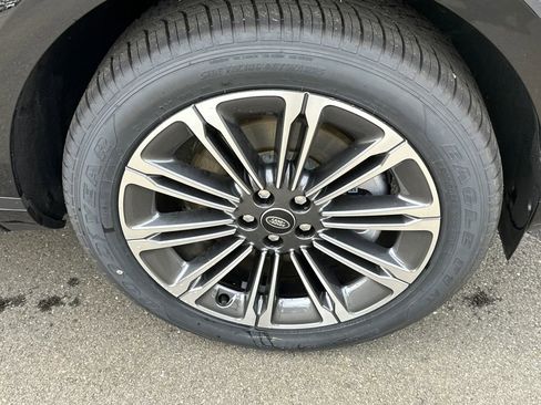 New 2026 Land Rover Range Rover Evoque S image 7