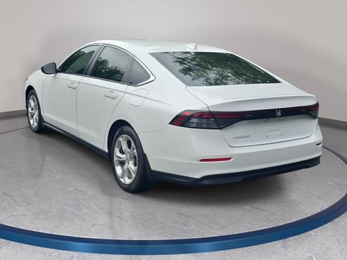 Used 2023 Honda Accord LX image 7