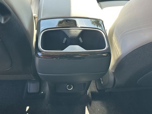 New 2025 Kia Telluride S image 14