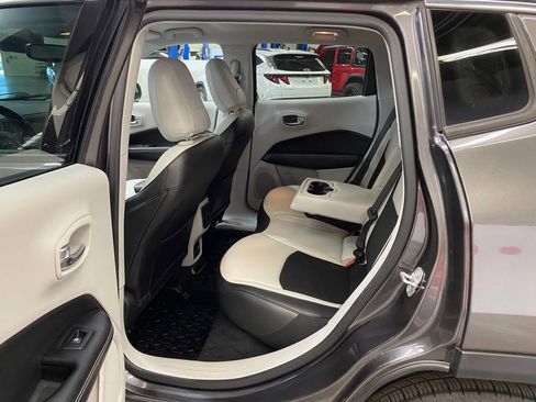 Used 2020 Jeep Compass Latitude w/ Popular Equipment Group image 16