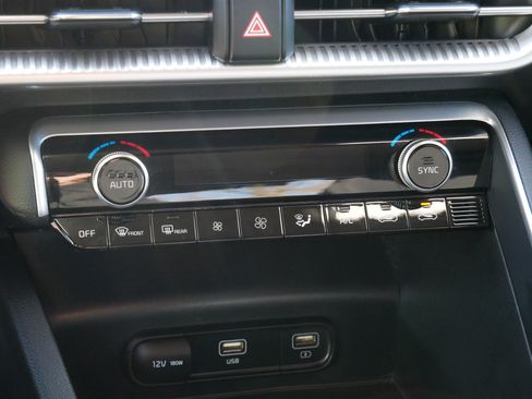 Used 2023 Kia K5 LXS image 23