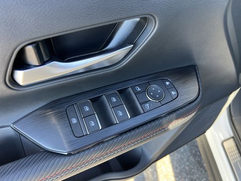 Certified 2025 Nissan Kicks SR w/ SR Premium Package image 19