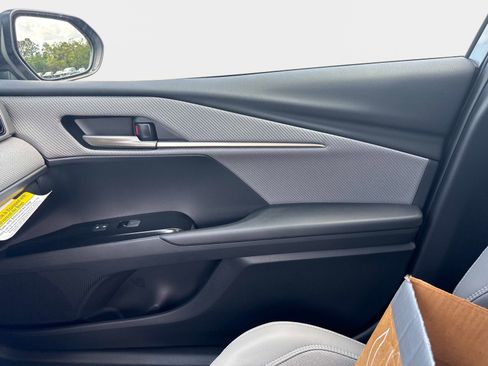 New 2026 Toyota Camry SE FWD image 20