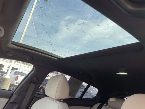 Used 2018 Kia Stinger GT2 image 29