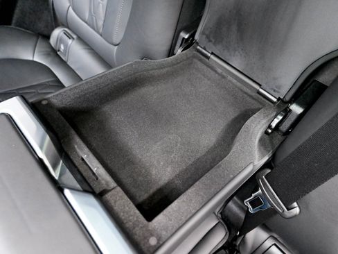 Used 2023 BMW ALPINA XB7 AWD/4WD image 34
