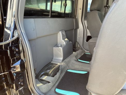 Used 2011 Ford Ranger XLT w/ Bright Trim Group AWD/4WD image 5