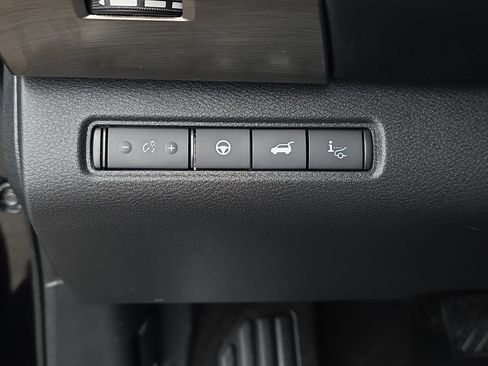 Used 2024 Nissan Pathfinder Platinum w/ Cargo Package AWD/4WD image 24