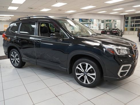 Used 2020 Subaru Forester Limited image 15