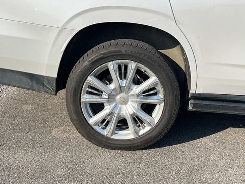 Used 2021 Chevrolet Tahoe High Country w/ Premium Package RWD image 11