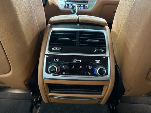 Used 2020 BMW 740i xDrive w/ Cold Weather Package AWD/4WD image 47