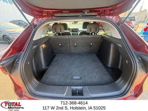 Used 2024 Chevrolet Trax LT FWD image 11