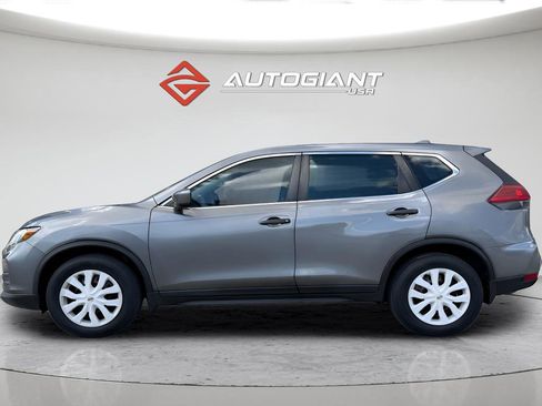 Used 2019 Nissan Rogue S FWD image 7