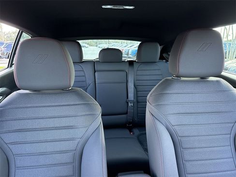 New 2025 Dodge Hornet R/T w/ R/T Blacktop Package image 32