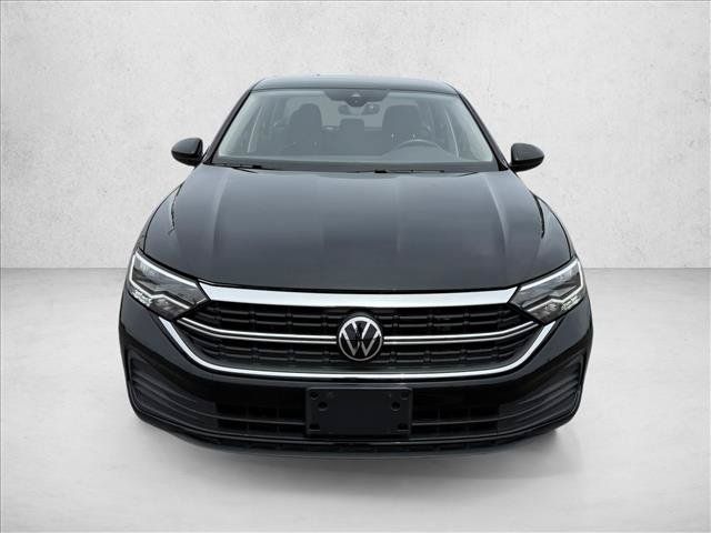 Used 2024 Volkswagen Jetta S FWD image 2
