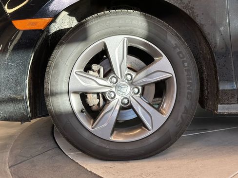 Used 2022 Honda Odyssey EX image 25