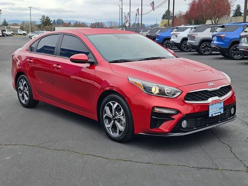 Used 2019 Kia Forte LXS image 8