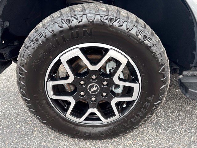 Used 2022 Ford Bronco Outer Banks AWD/4WD image 11