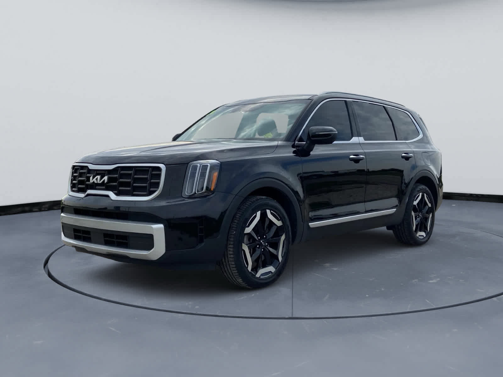 Used 2024 Kia Telluride S FWD image 12