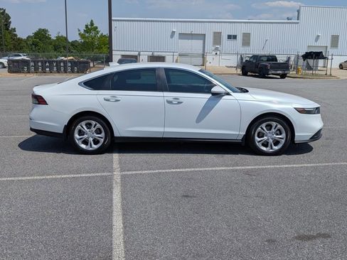 Used 2025 Honda Accord LX image 4