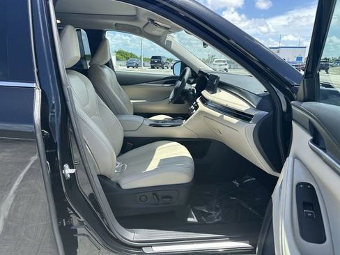 Used 2024 INFINITI QX60 Luxe w/ Performance Audio Package FWD image 29