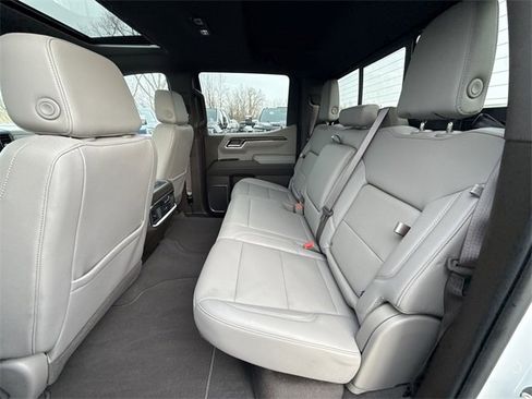 Certified 2024 GMC Sierra 1500 SLT w/ SLT Premium Plus Package image 26