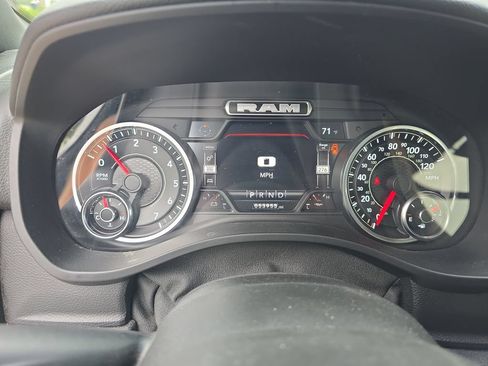 Used 2022 RAM 1500 Big Horn AWD/4WD image 12