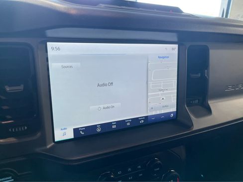 Used 2023 Ford Bronco Outer Banks w/ Sasquatch Package AWD/4WD image 25