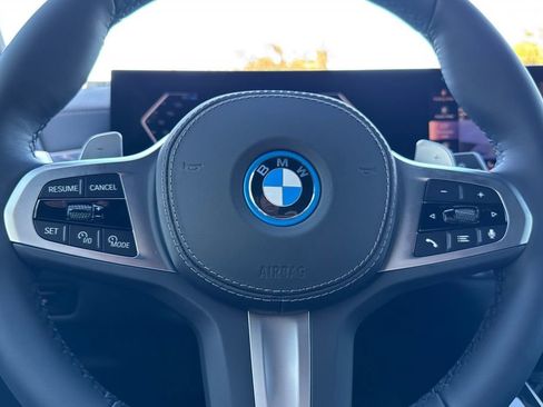 New 2026 BMW X5 xDrive50e w/ M Sport Package AWD/4WD image 27