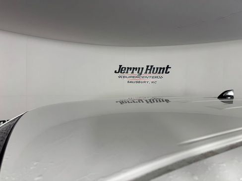 Used 2023 Nissan Frontier S w/ Tow Package image 13