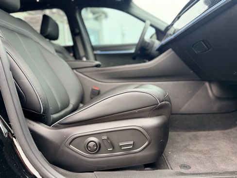 Used 2025 Jeep Wagoneer S Limited image 21