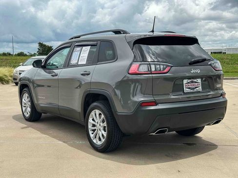 Used 2022 Jeep Cherokee Latitude Lux w/ Sun & Sound Group FWD image 5