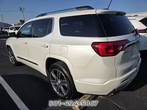 Used 2019 GMC Acadia Denali w/ Technology Package FWD image 4