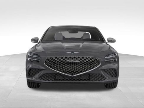 Used 2025 Genesis G70 2.5T RWD image 39